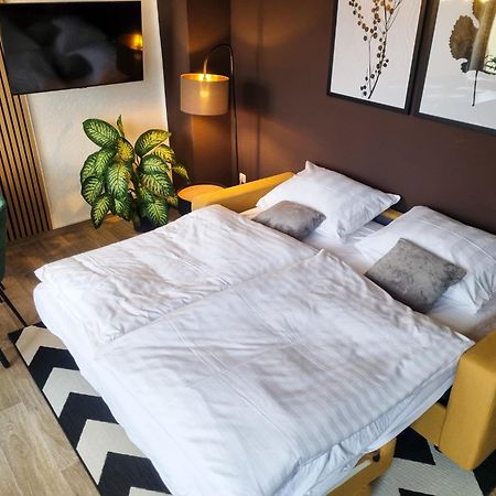 Maremar - Design Maisonette Altstadt - 4 Pers - 57Qm - Luxus Boxspringbett - Kueche - Arbeitsplatz - Privater Parkplatz Грайц Екстериор снимка