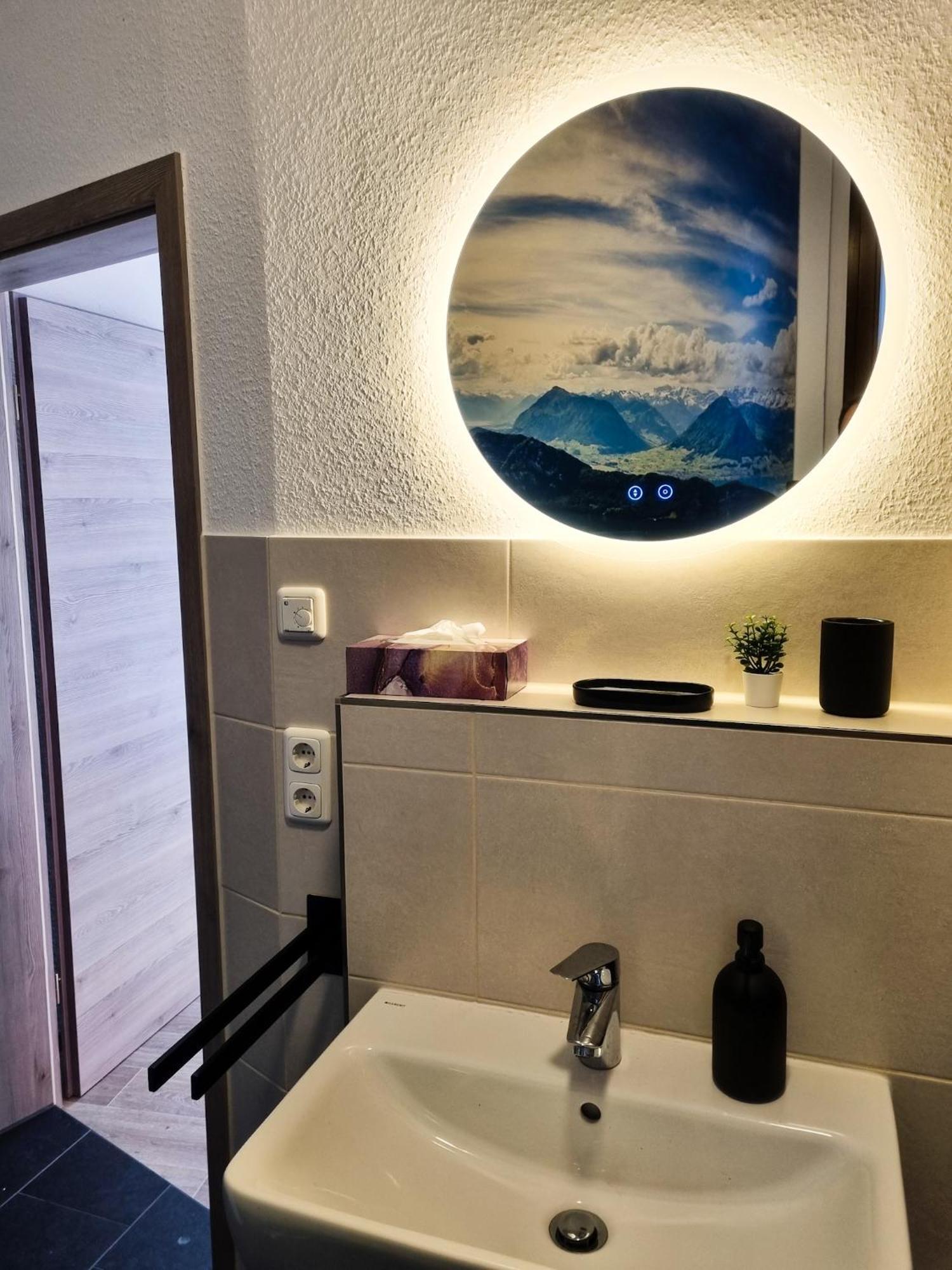 Maremar - Design Maisonette Altstadt - 4 Pers - 57Qm - Luxus Boxspringbett - Kueche - Arbeitsplatz - Privater Parkplatz Грайц Екстериор снимка