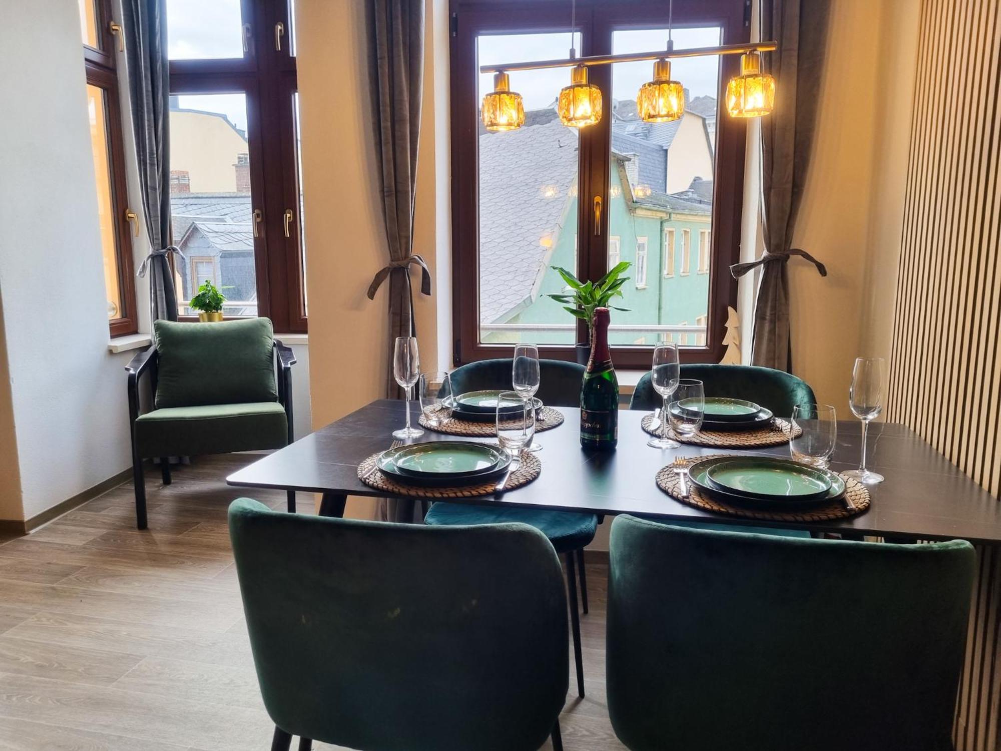 Maremar - Design Maisonette Altstadt - 4 Pers - 57Qm - Luxus Boxspringbett - Kueche - Arbeitsplatz - Privater Parkplatz Грайц Екстериор снимка