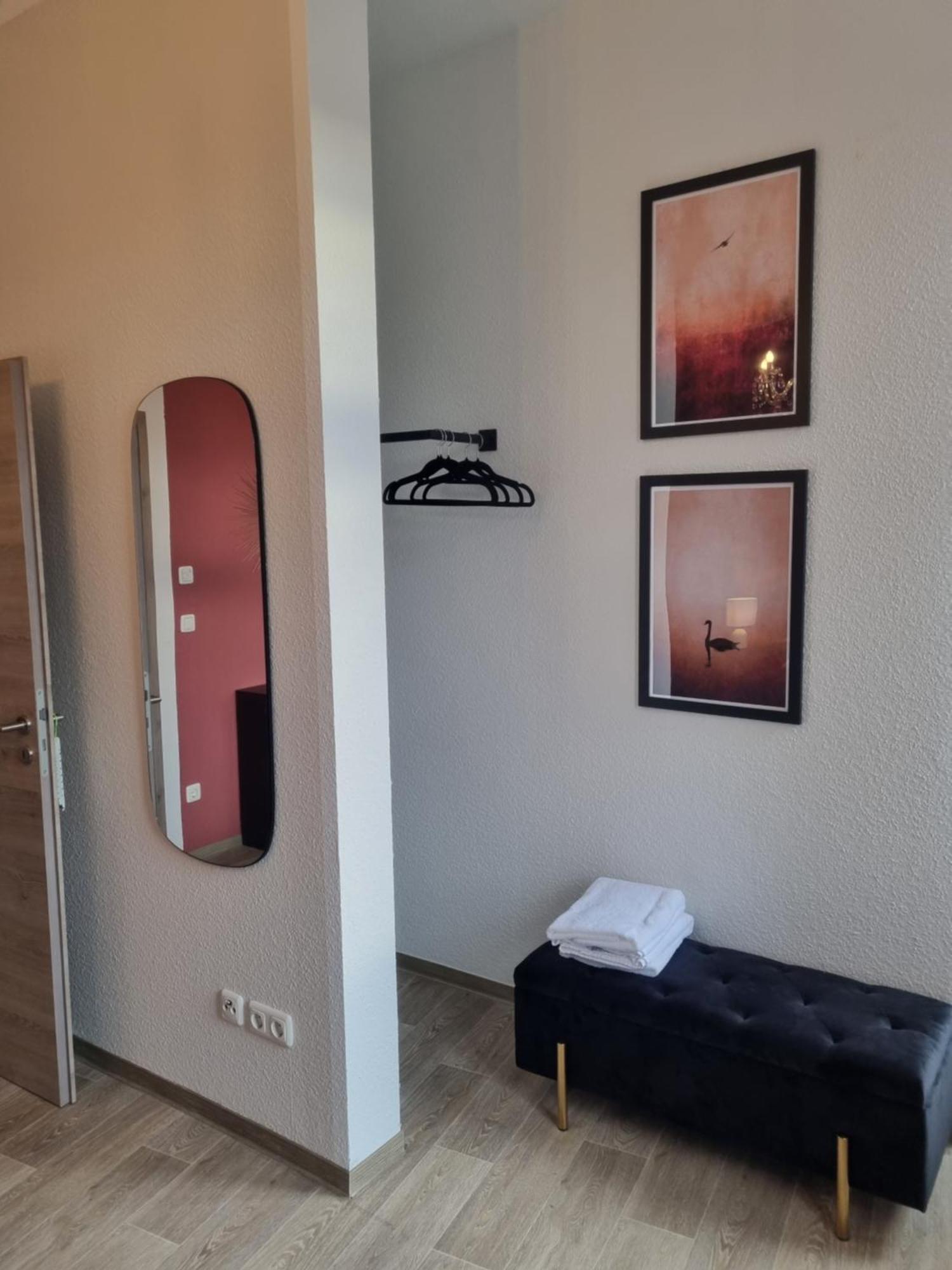 Maremar - Design Maisonette Altstadt - 4 Pers - 57Qm - Luxus Boxspringbett - Kueche - Arbeitsplatz - Privater Parkplatz Грайц Екстериор снимка